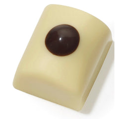 Modest - white chocolate with vanilla flavoured ganache 15g