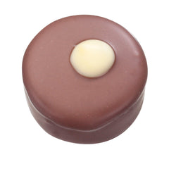 Salted caramel - milk chocolate with fine salted butter caramel 14.6g