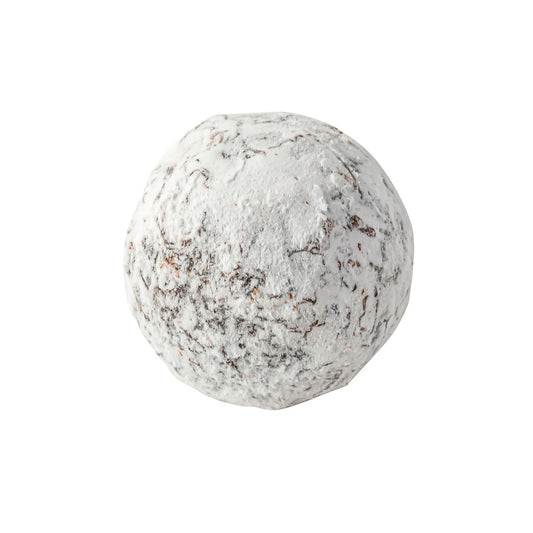Marc de Champagne Truffle - Swiss white chocolate with fresh cream ganache and icing sugar dusting 12.5g approx 4kg