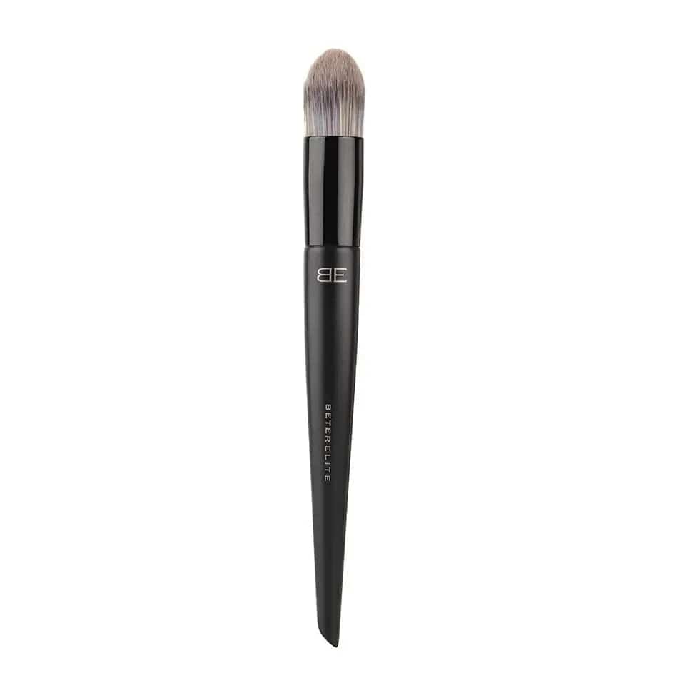 Jag Couture London - New York Beter 22 Brushes Fluid Makeup