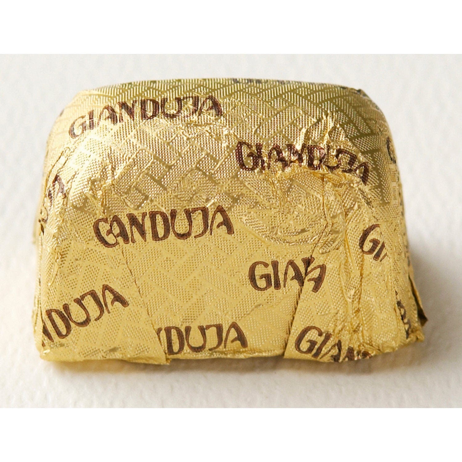 Jag Couture London - New York Gianduja Milk - classic milk chocolate covered gianduja in foil 16.2g