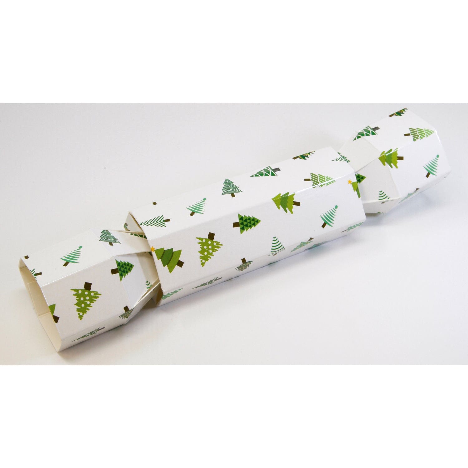 Jag Couture London - New York White with Christmas tree design cracker box (10 x 4 cm barrel)