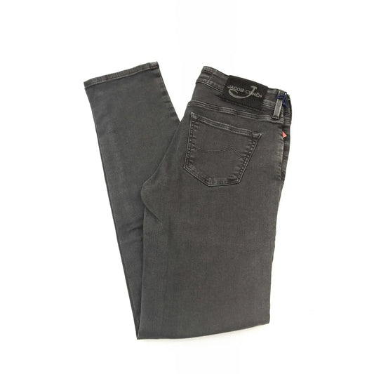Why-Jacob-Cohen-JOCELYNSLIMOU_00001V_990_Nero-is-the-Must-Have-Denim Jag Couture London - New York