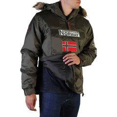 Geographical Norway Barman_man_kaki