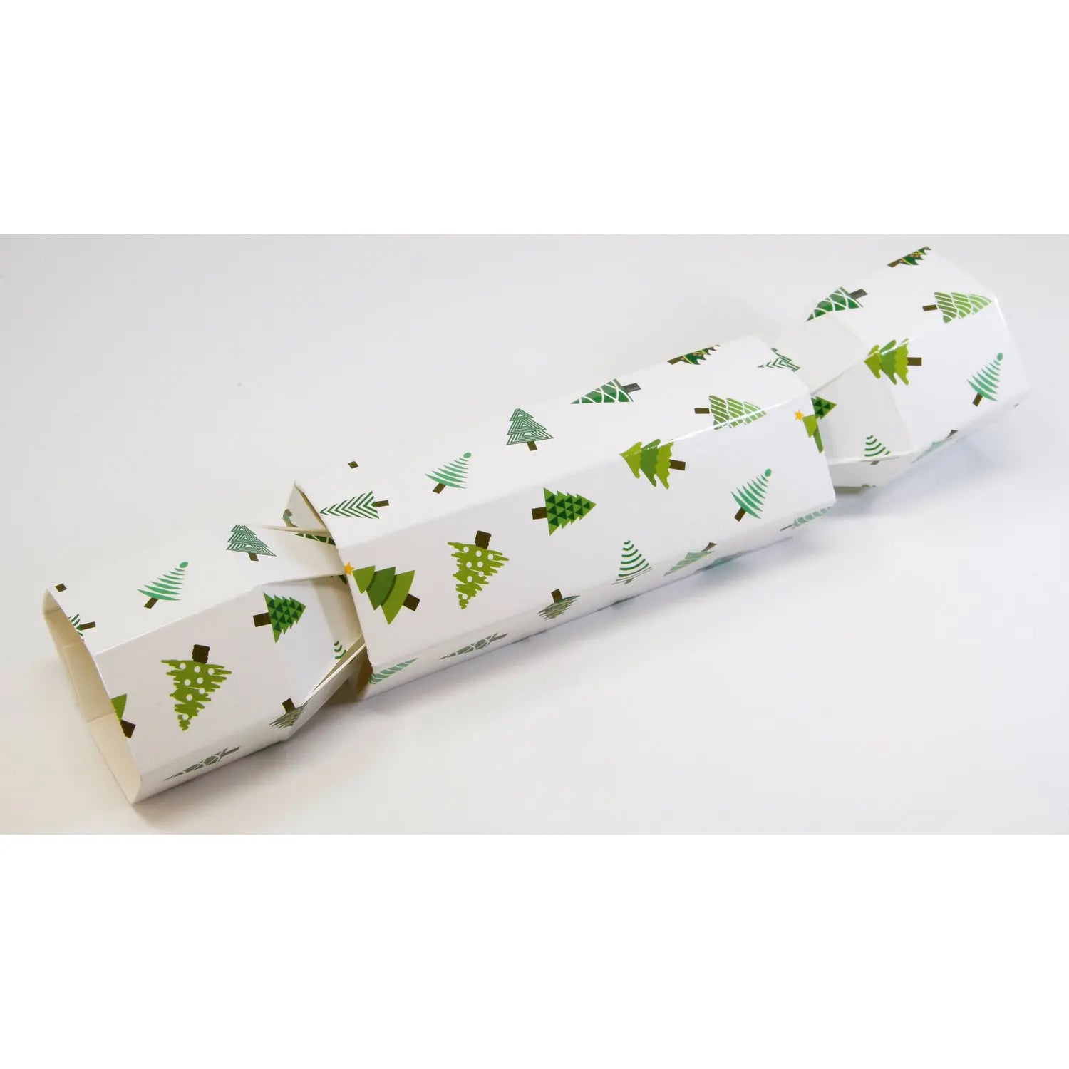 Jag Couture London - New York White with Christmas tree design cracker box (10 x 4 cm barrel)