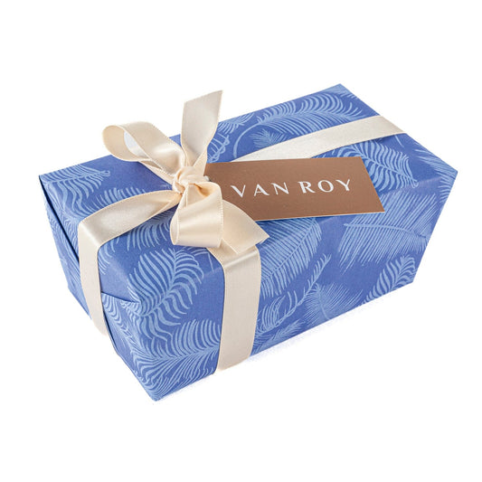 Jag Couture London - New York Assorted Belgian chocolates in gift wrapped ballotins with menu tag - 2 designs