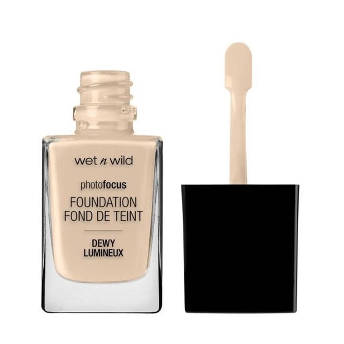 Jag Couture London - New York Wet N Wild Photo Focus Foundation Dewy Nude Ivory 28ml